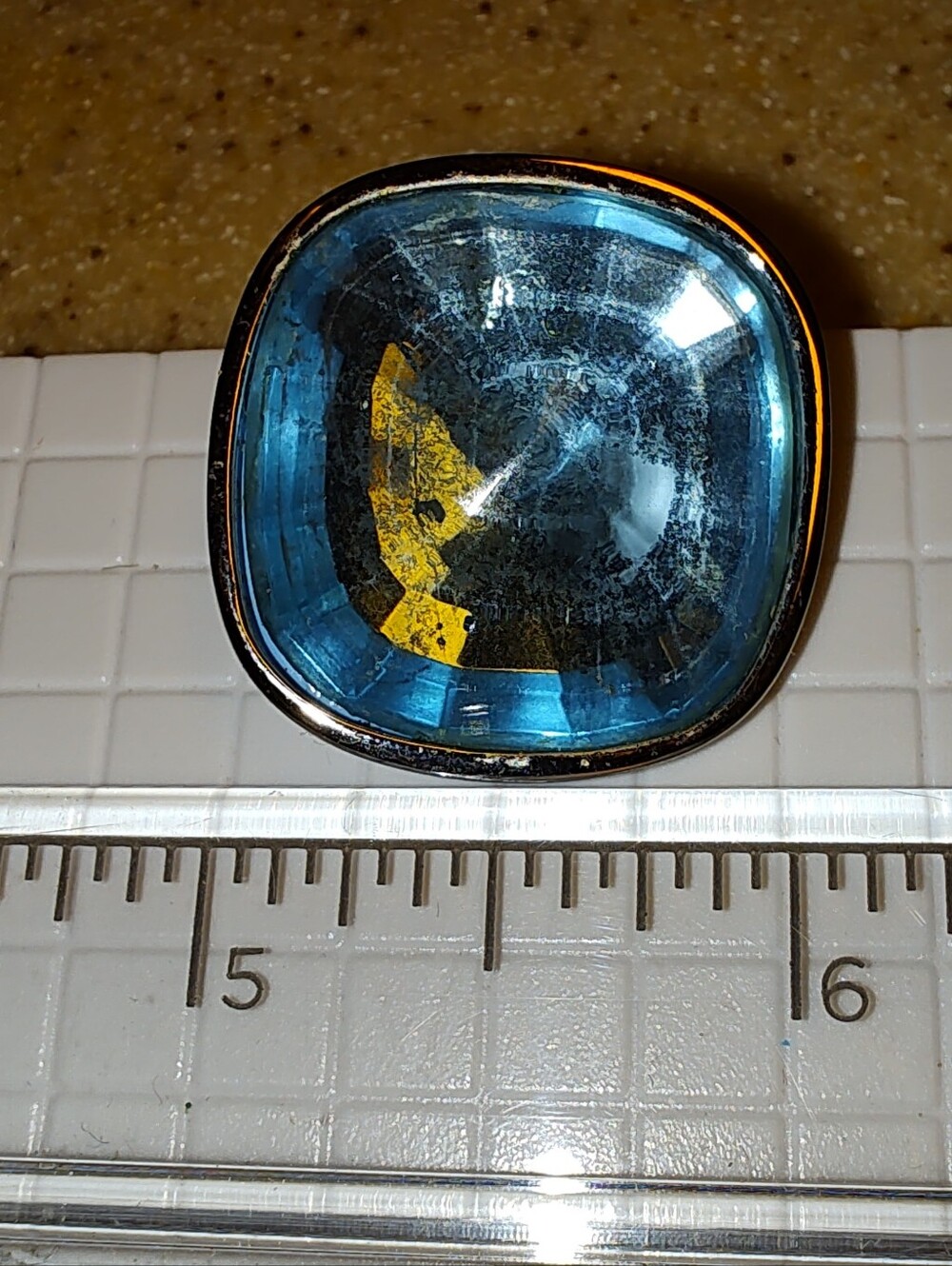 Vintage 1950's Clip-On Earrings - Picture 7 of 7